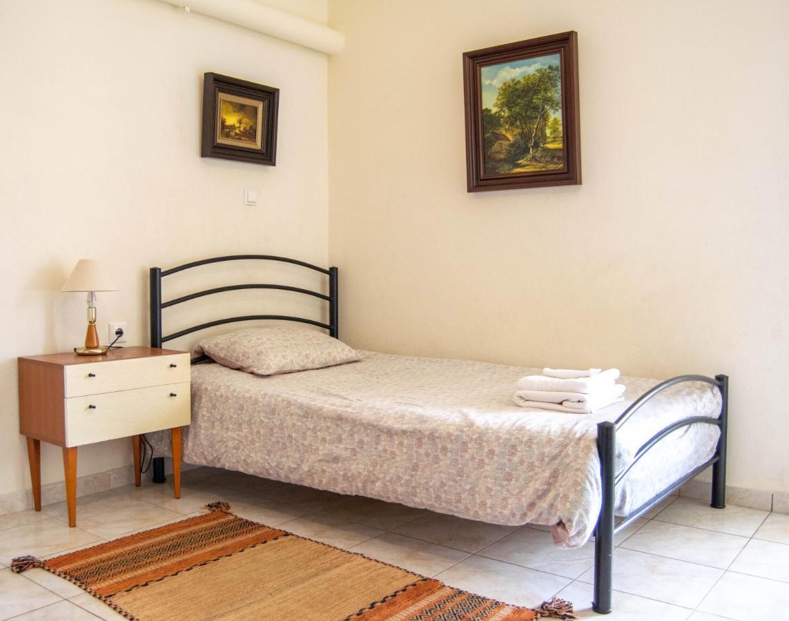Gallery Suites "Athina" Mesolóngion Exterior foto
